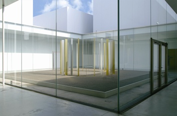 Tadaaki Kuwayama,Plan for Courtyard (Gold and Silver),2011, Installation view at 21st Century Museum of Contemporary Art, Kanazawa