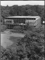 建設中の鎌倉館　1951年 Photo：Francis Haar