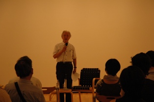 佐藤忠男氏によるゲストトークが行われました