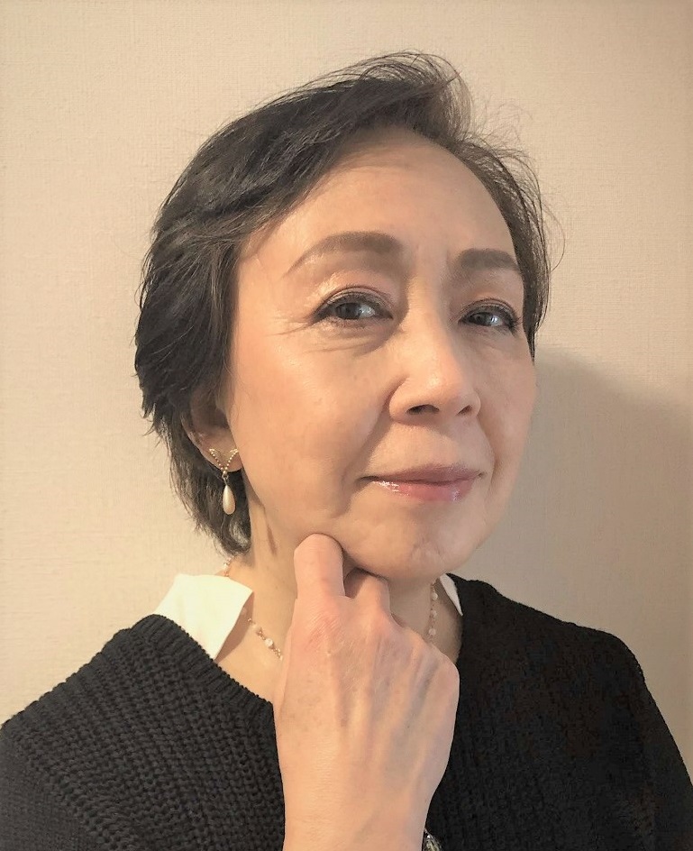 富沢亜子　ポートレート
